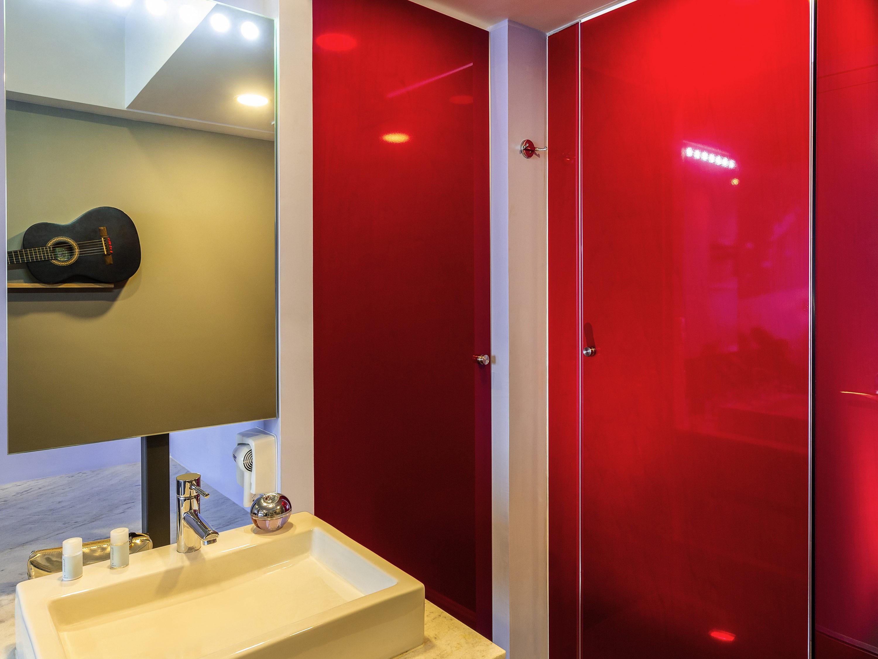Ibis Styles Merida Galerias Экстерьер фото