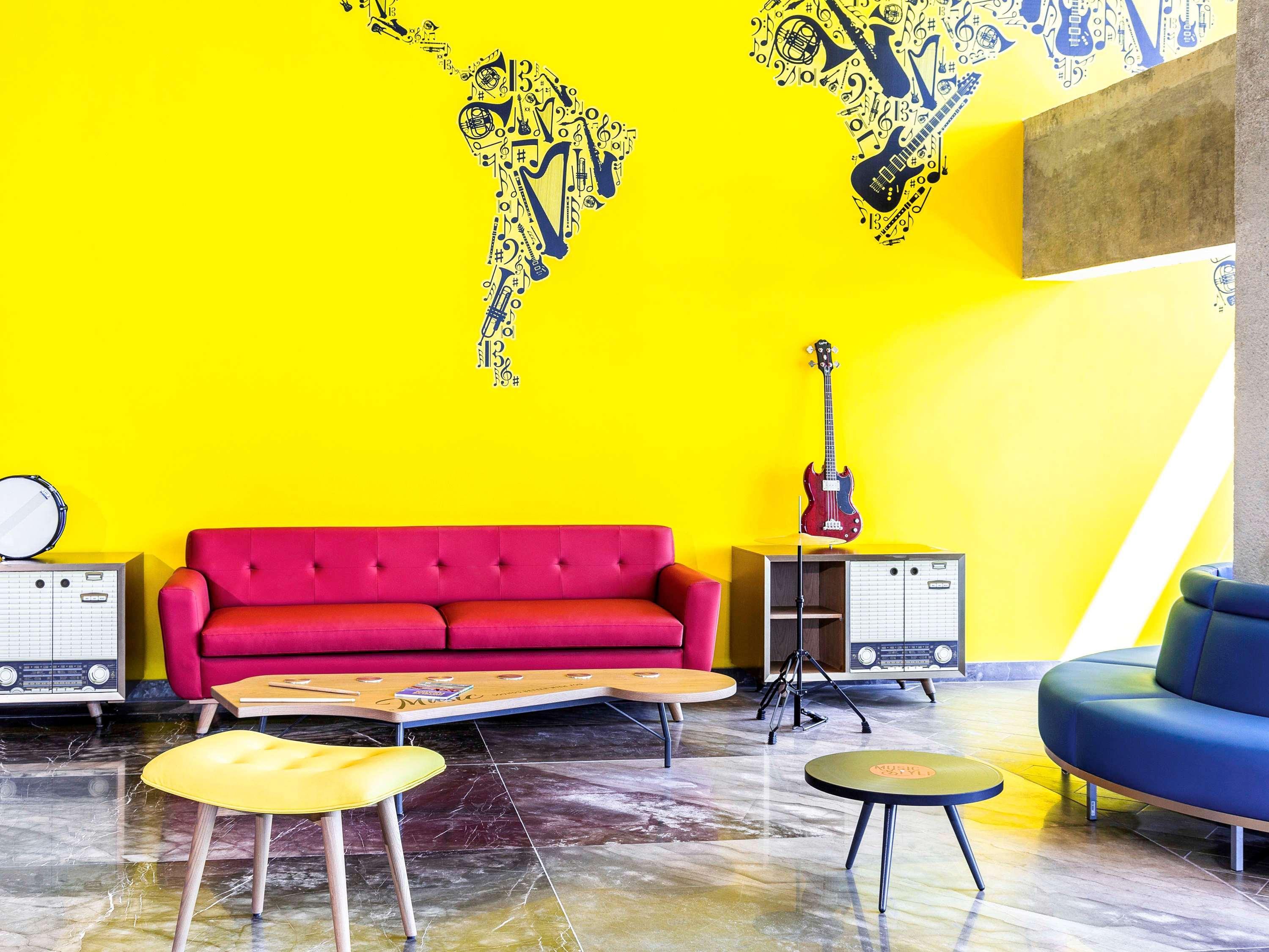Ibis Styles Merida Galerias Экстерьер фото